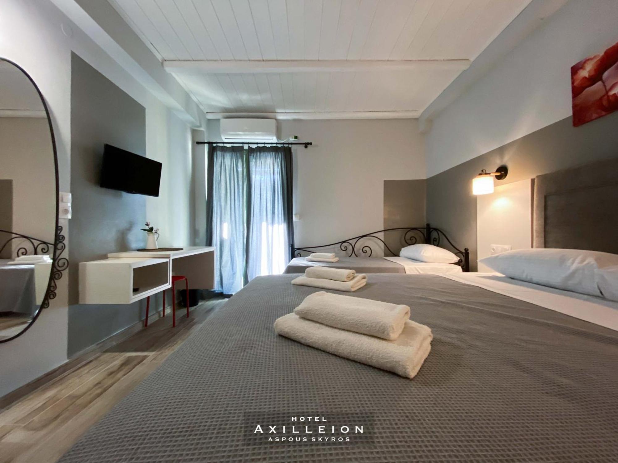 Achilleion Hotel Скирос Экстерьер фото
