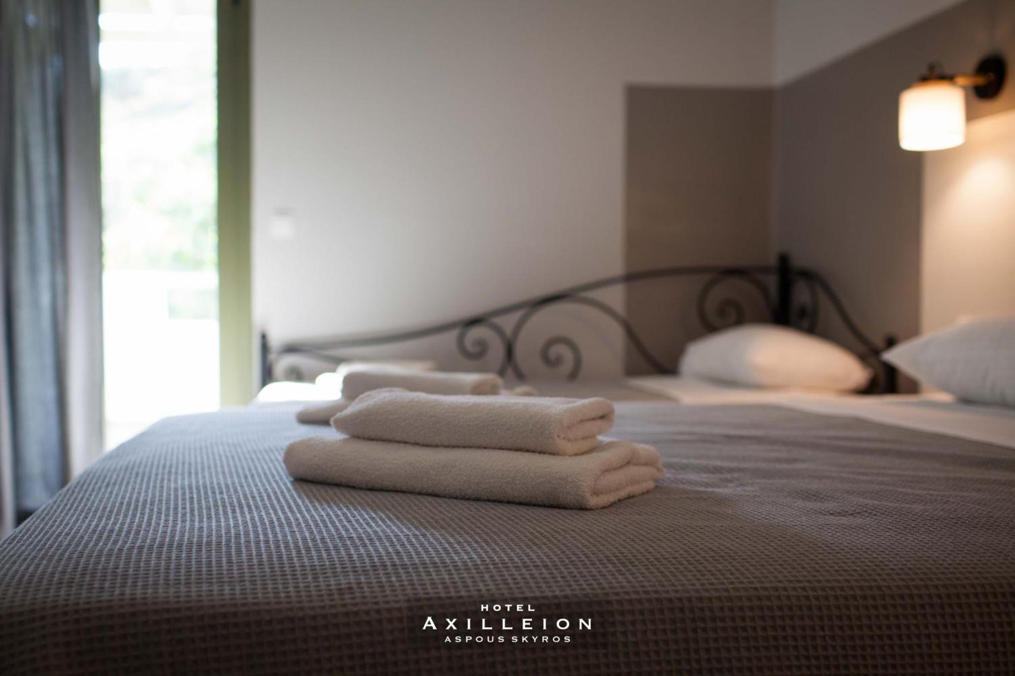 Achilleion Hotel Скирос Экстерьер фото