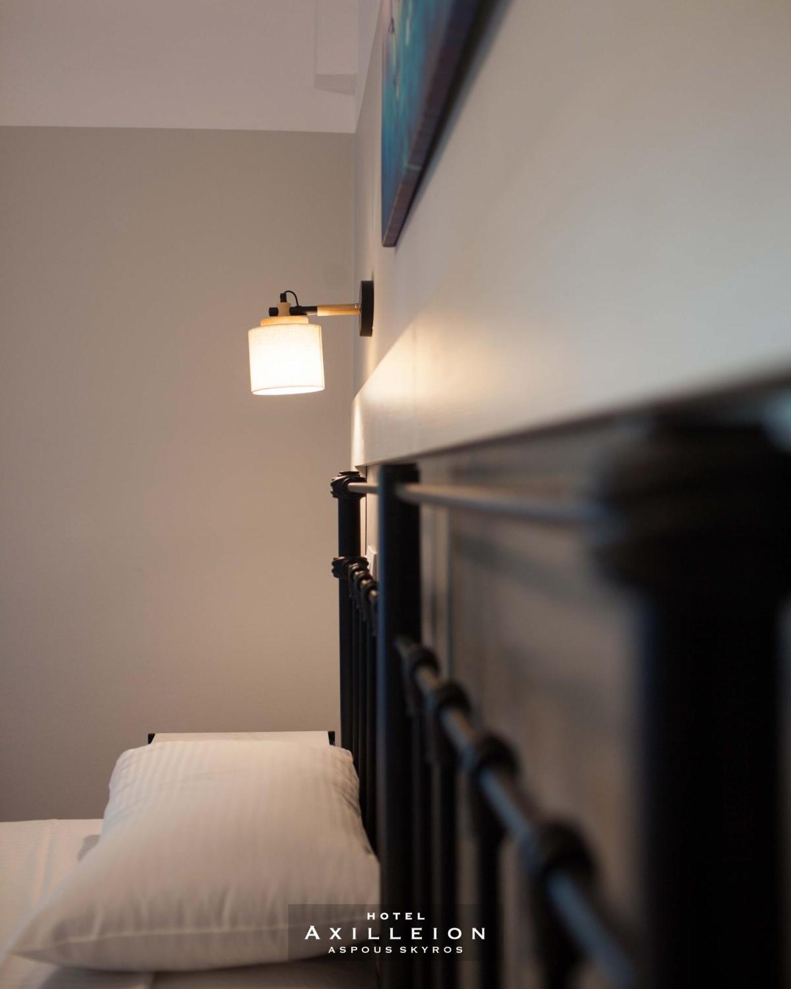 Achilleion Hotel Скирос Экстерьер фото