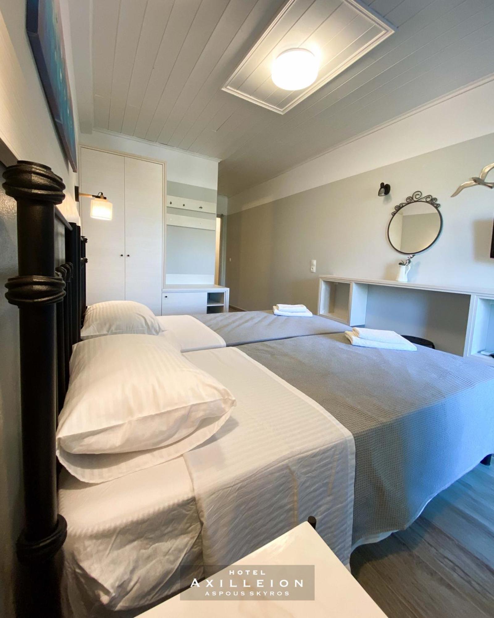 Achilleion Hotel Скирос Экстерьер фото